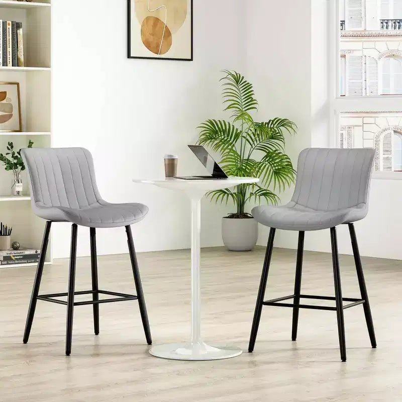 Esszimmerstühle aus Kunstleder mit Metallbeinen für Küche und Esszimmer