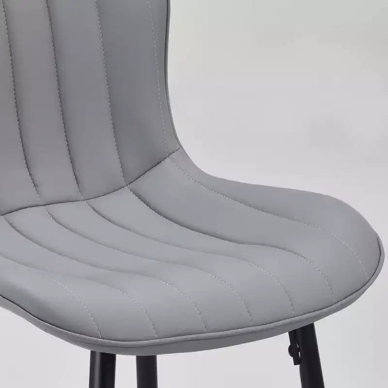 Sillas de comedor de cuero sintético con patas de metal para cocina y comedor