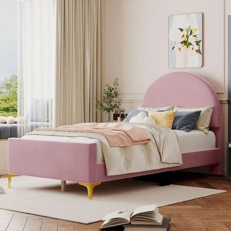 Gepolstertes Plattformbett mit klassischem halbrundem Kopfteil und Metallbeinen