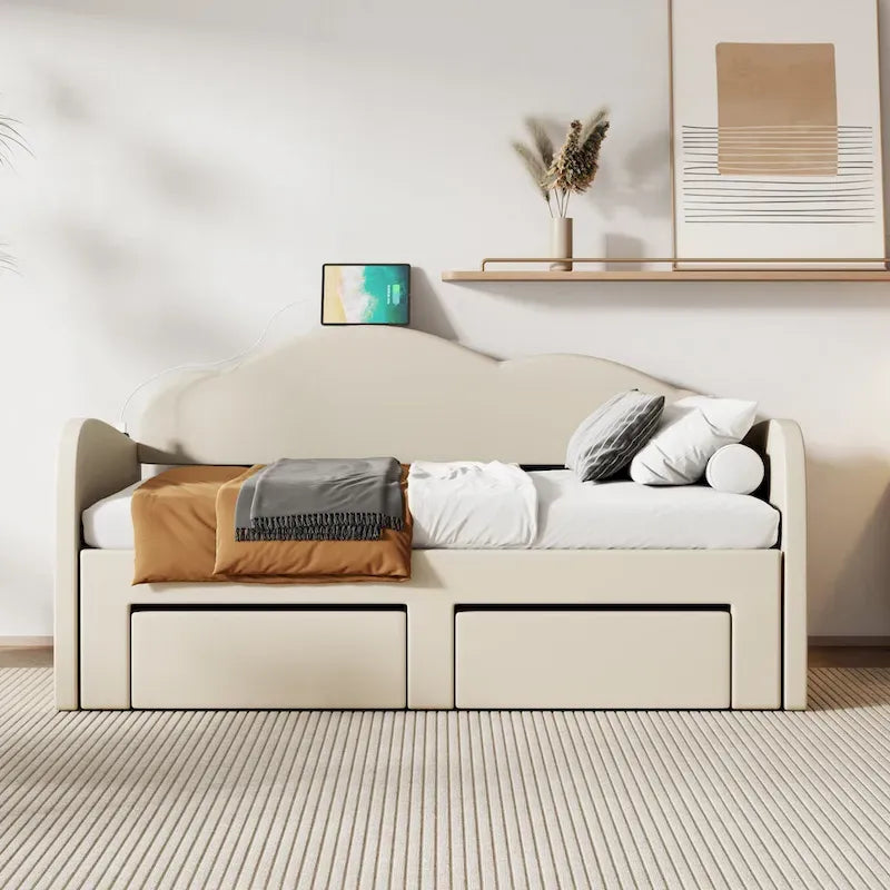 Gepolstertes Tagesbett in Twin-Größe mit wolkenförmiger Rückenlehne, Ausziehbett, 2 Schubladen und USB-Anschlüssen, Beige