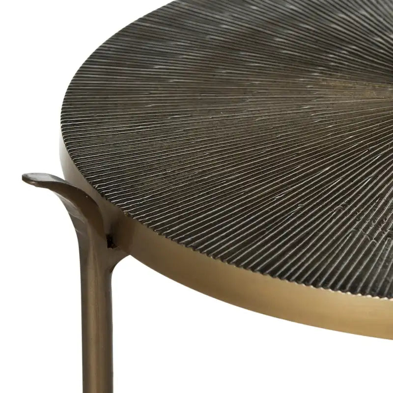 Table d’appoint en laiton de style vieilli - 14 x 14 x 31.5 - 14Wx14Dx32H